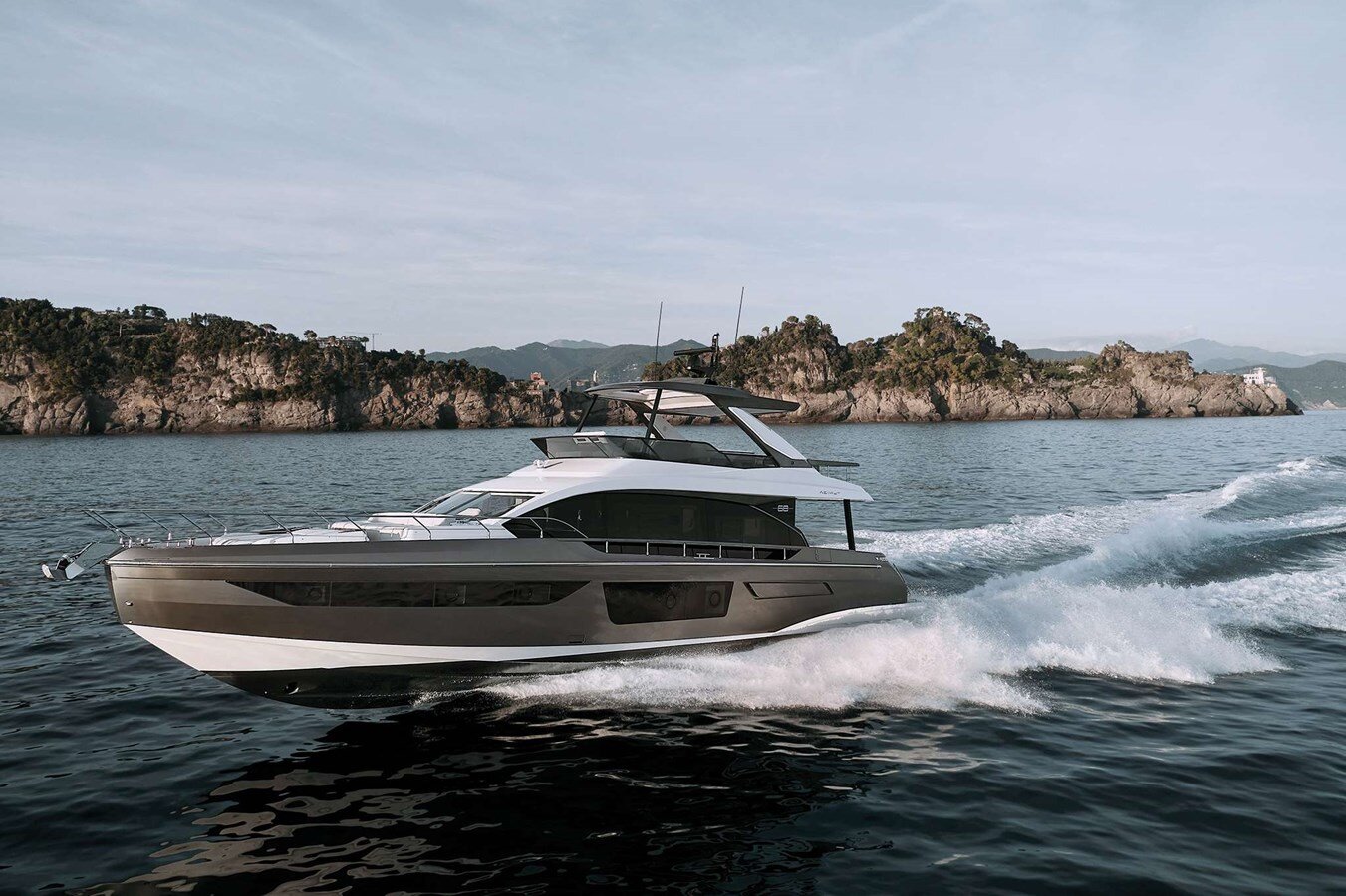 2023 AZIMUT YACHTS 68' 10