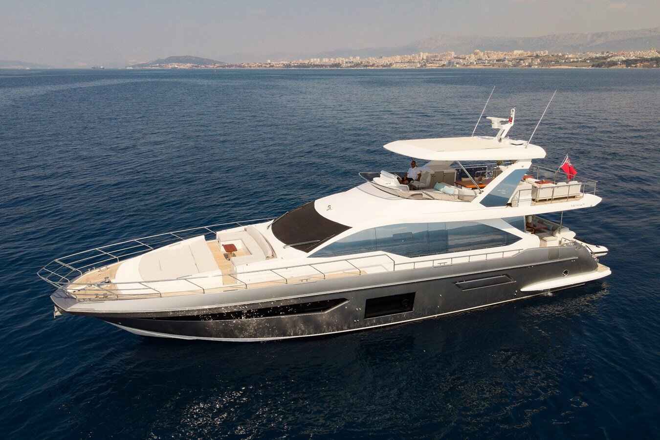 2023-azimut-yachts-74-2-a188fa