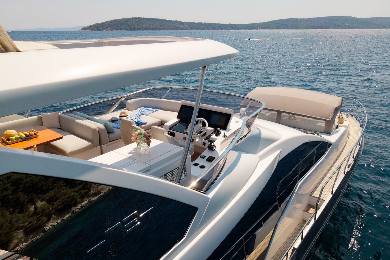 2023-azimut-yachts-74-2-a188fa