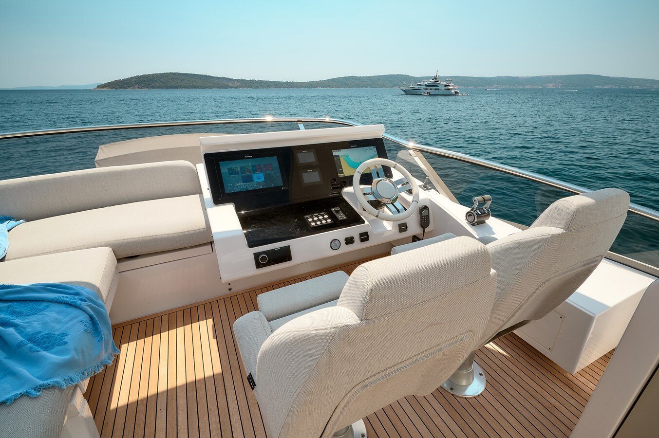 2023-azimut-yachts-74-2-a188fa