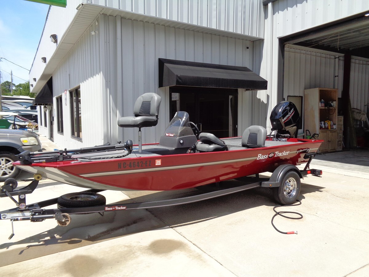 2023-bass-boat-17-1-8d07b8