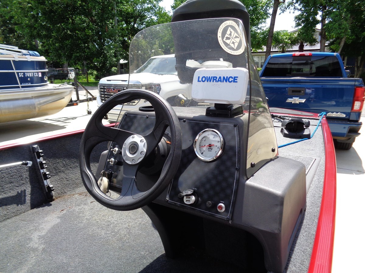 2023-bass-boat-17-1-8d07b8