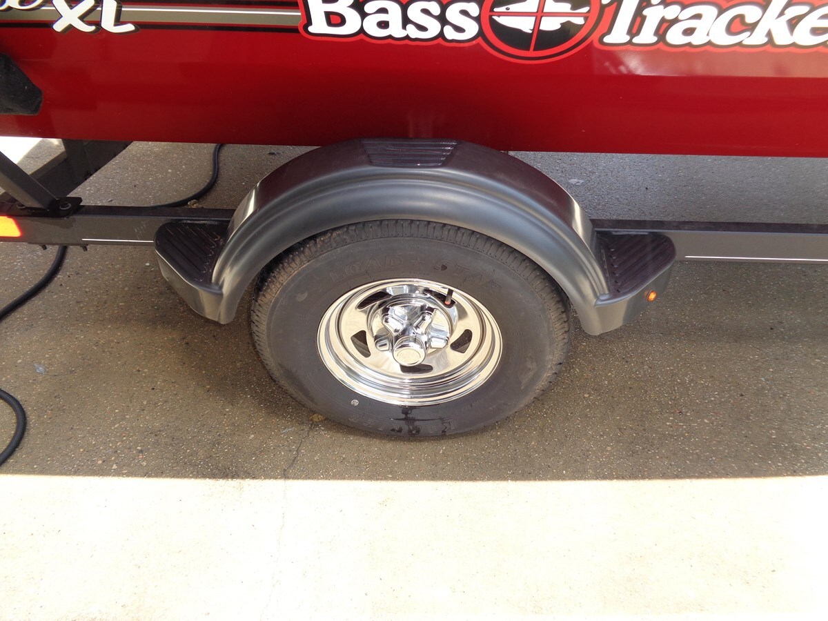 2023-bass-boat-17-1-8d07b8