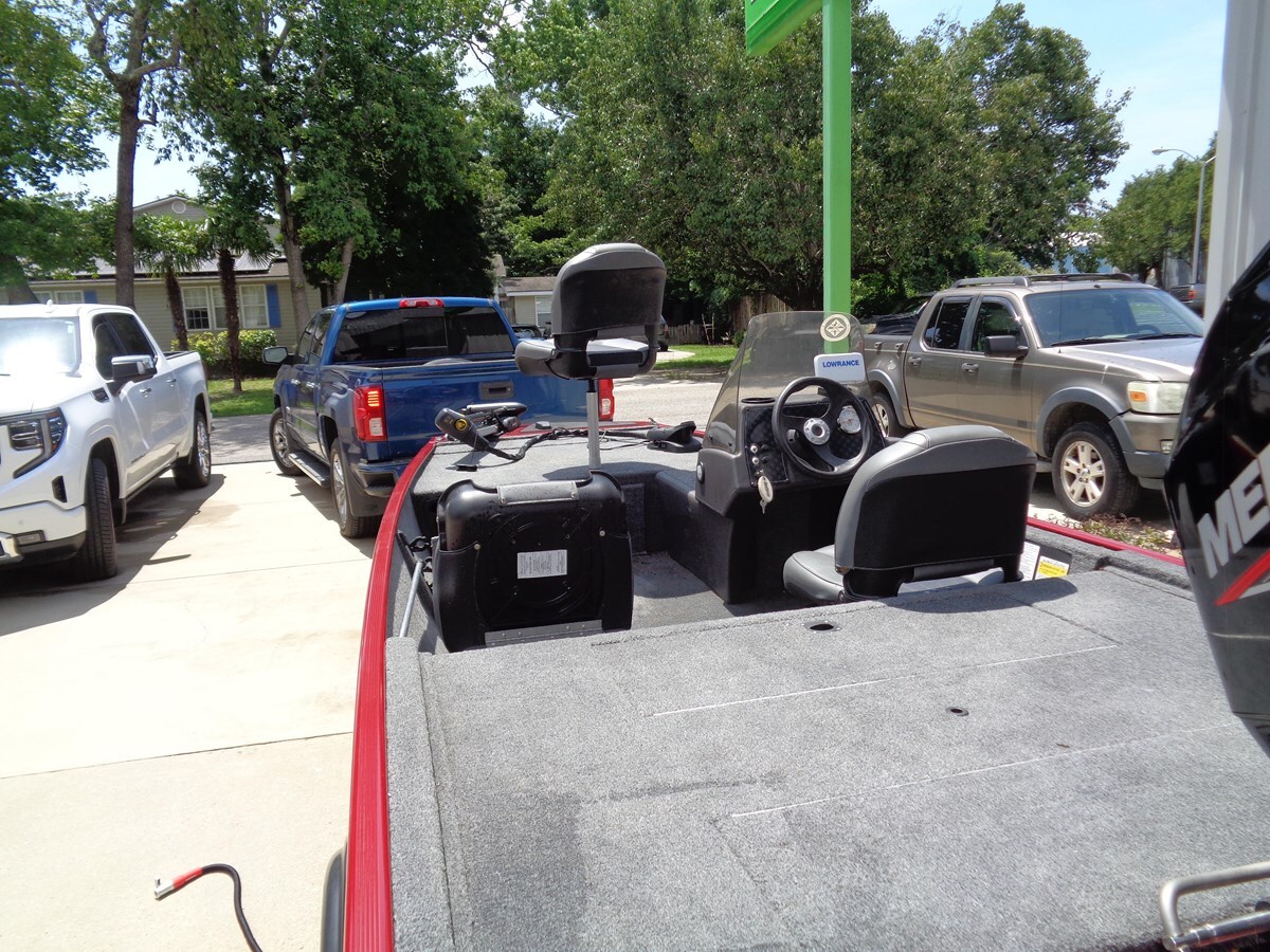 2023-bass-boat-17-1-8d07b8