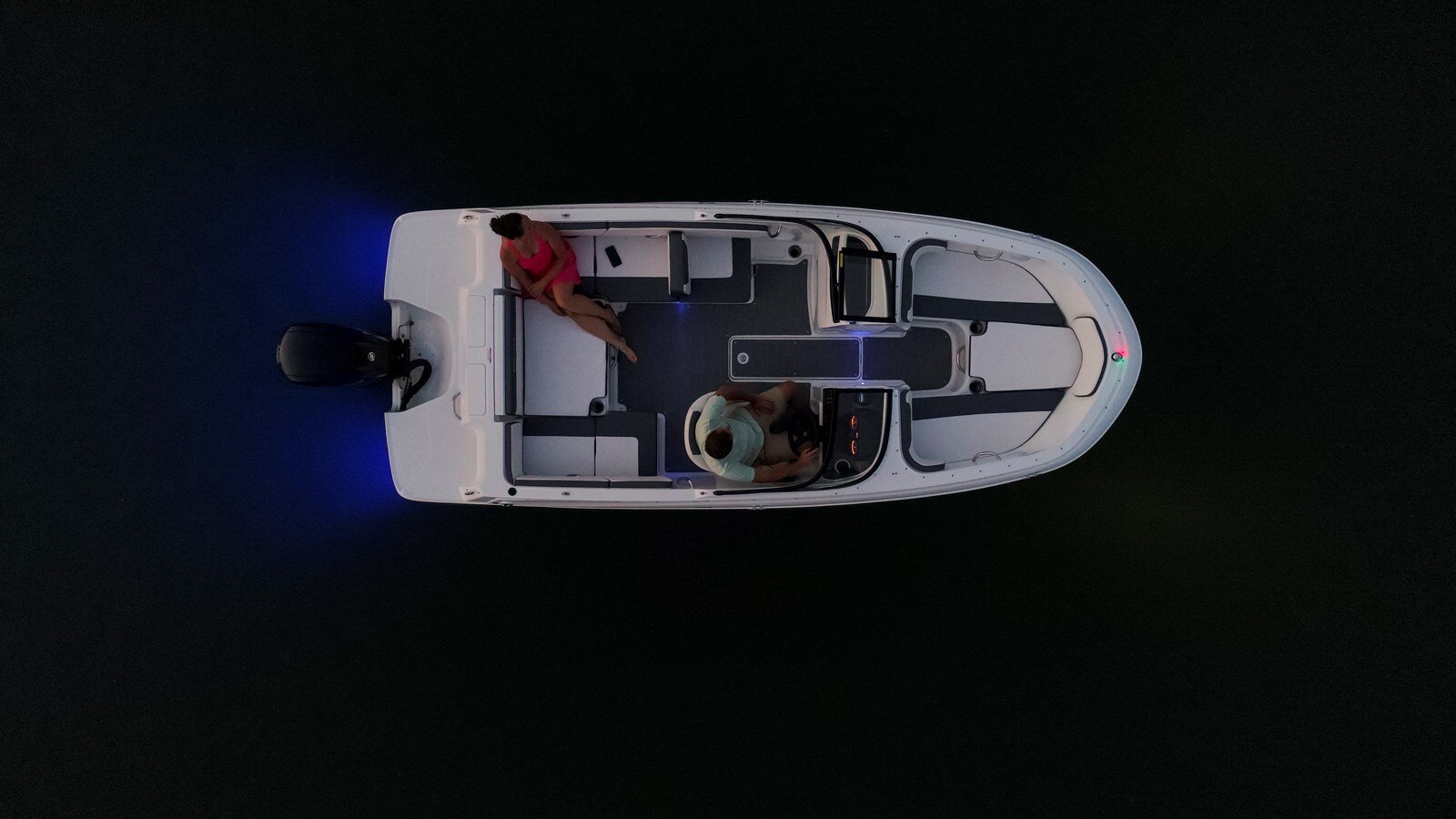 2023-bayliner-18-9-1d4345