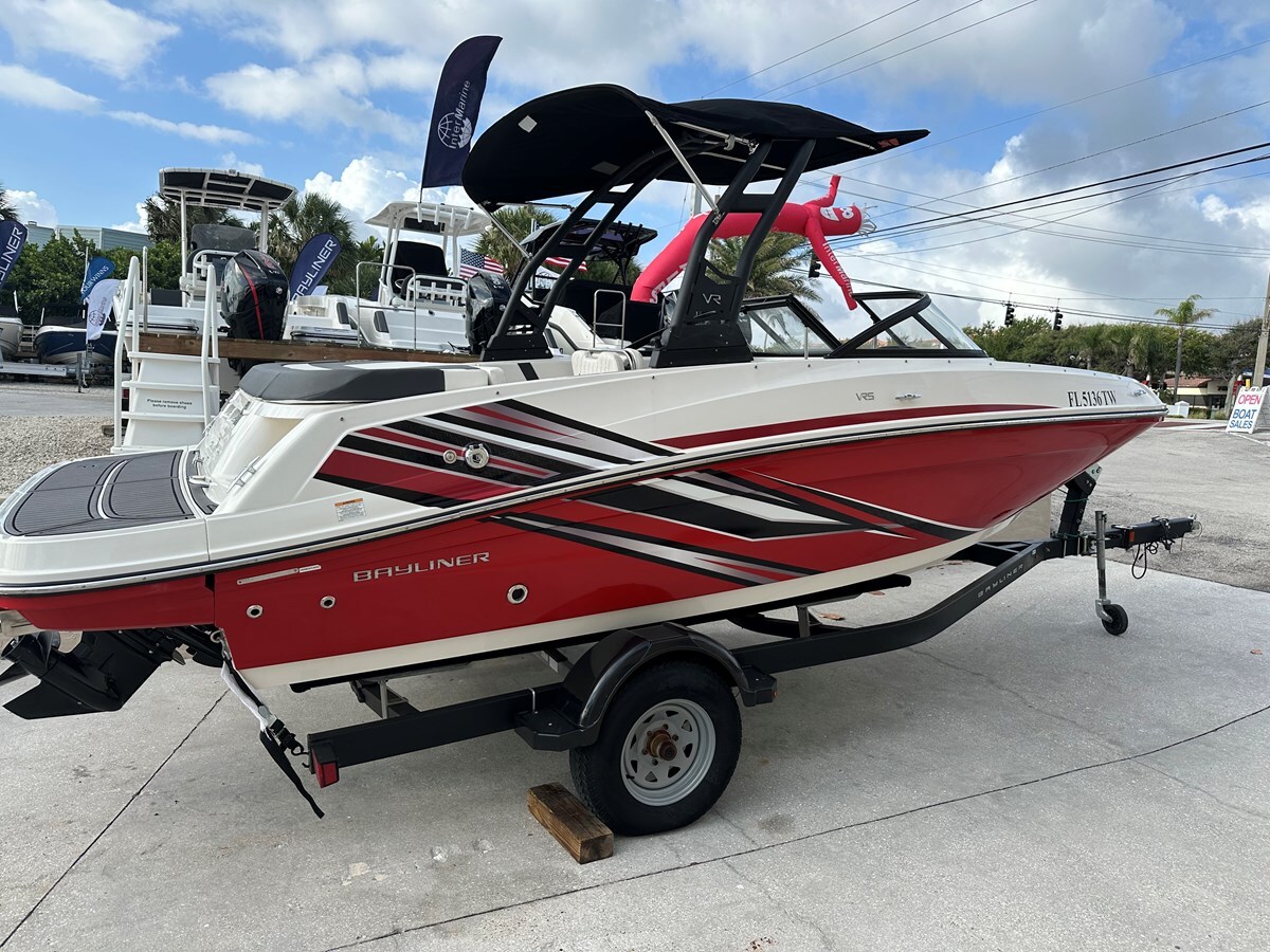 2023-bayliner-20-7-38a372