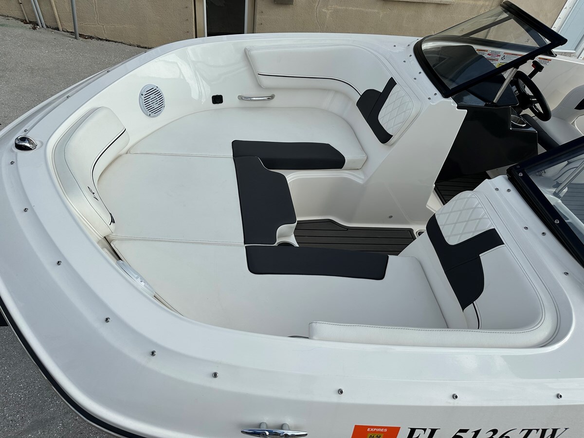 2023-bayliner-20-7-38a372