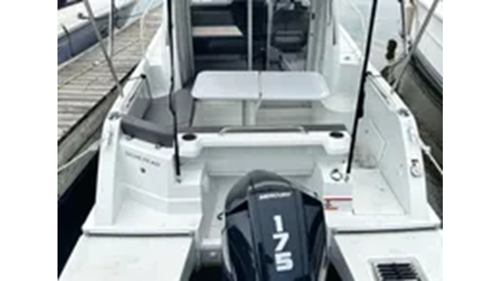 2023-beneteau-25-f04fe4