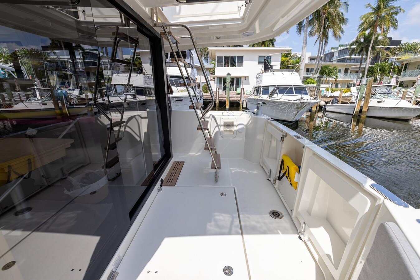 2023-beneteau-37-cfc323
