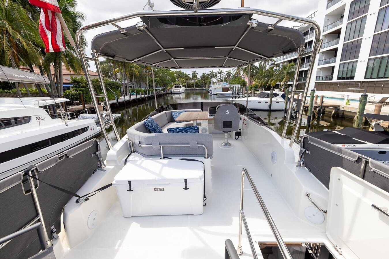 2023-beneteau-37-cfc323