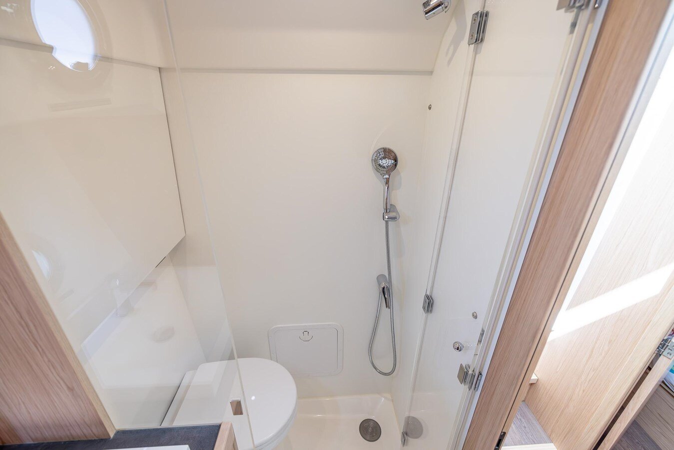 2023-beneteau-37-cfc323