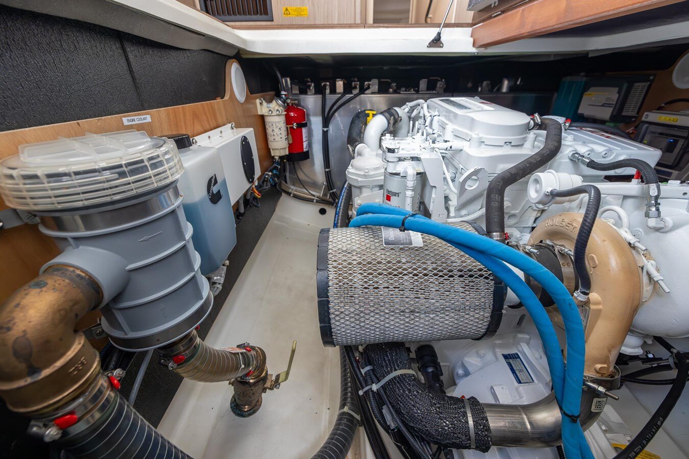 2023-beneteau-37-cfc323