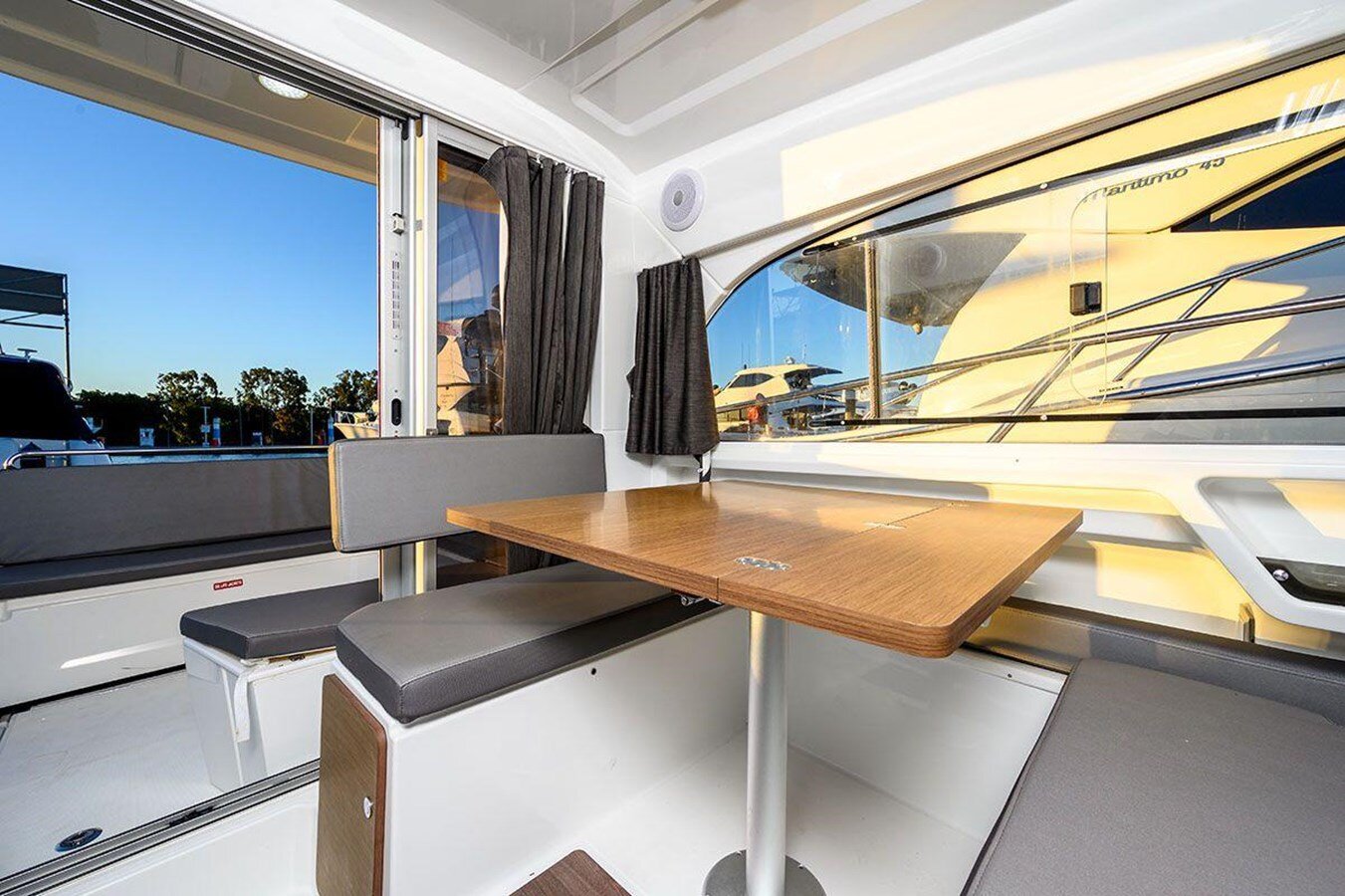 2023-beneteau-8-1-159efb