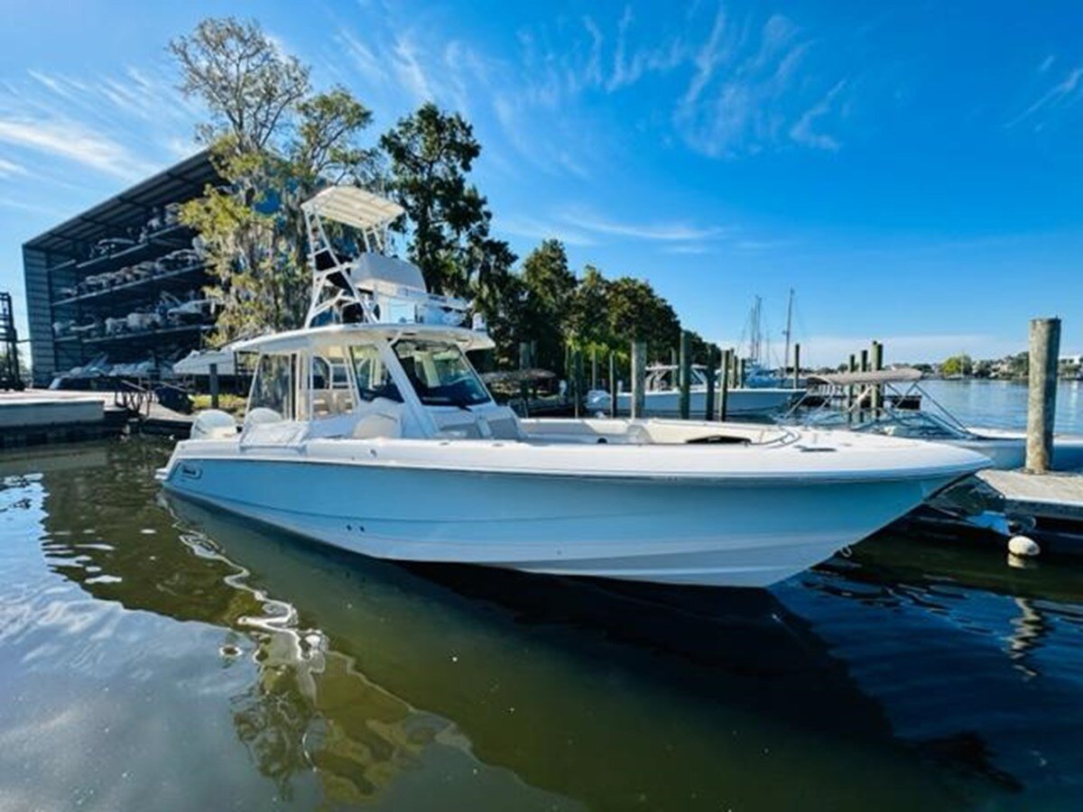 2023-boston-whaler-36-5-94e56b