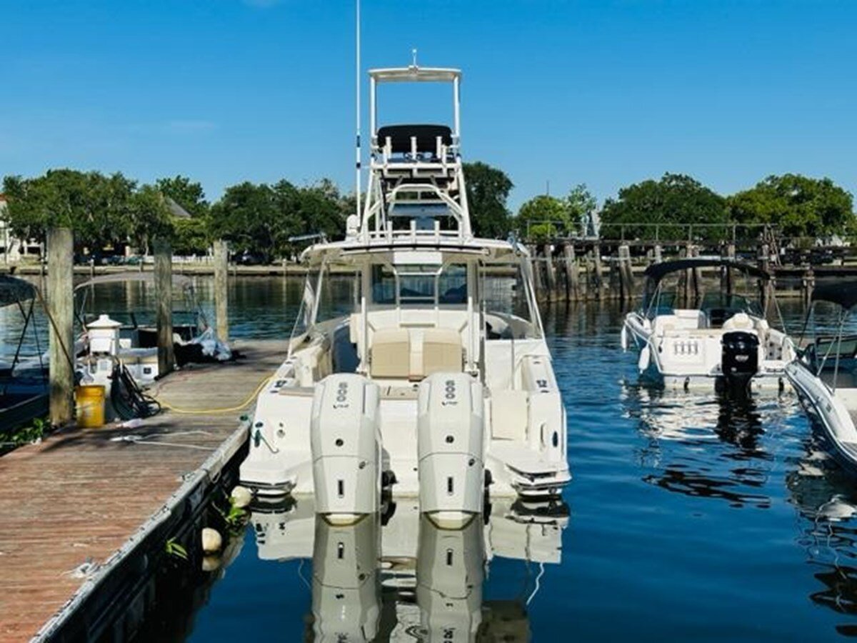 2023-boston-whaler-36-5-94e56b