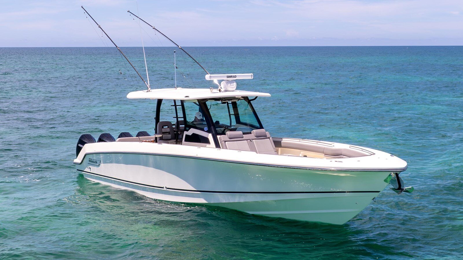 2023-boston-whaler-38-1dff2f