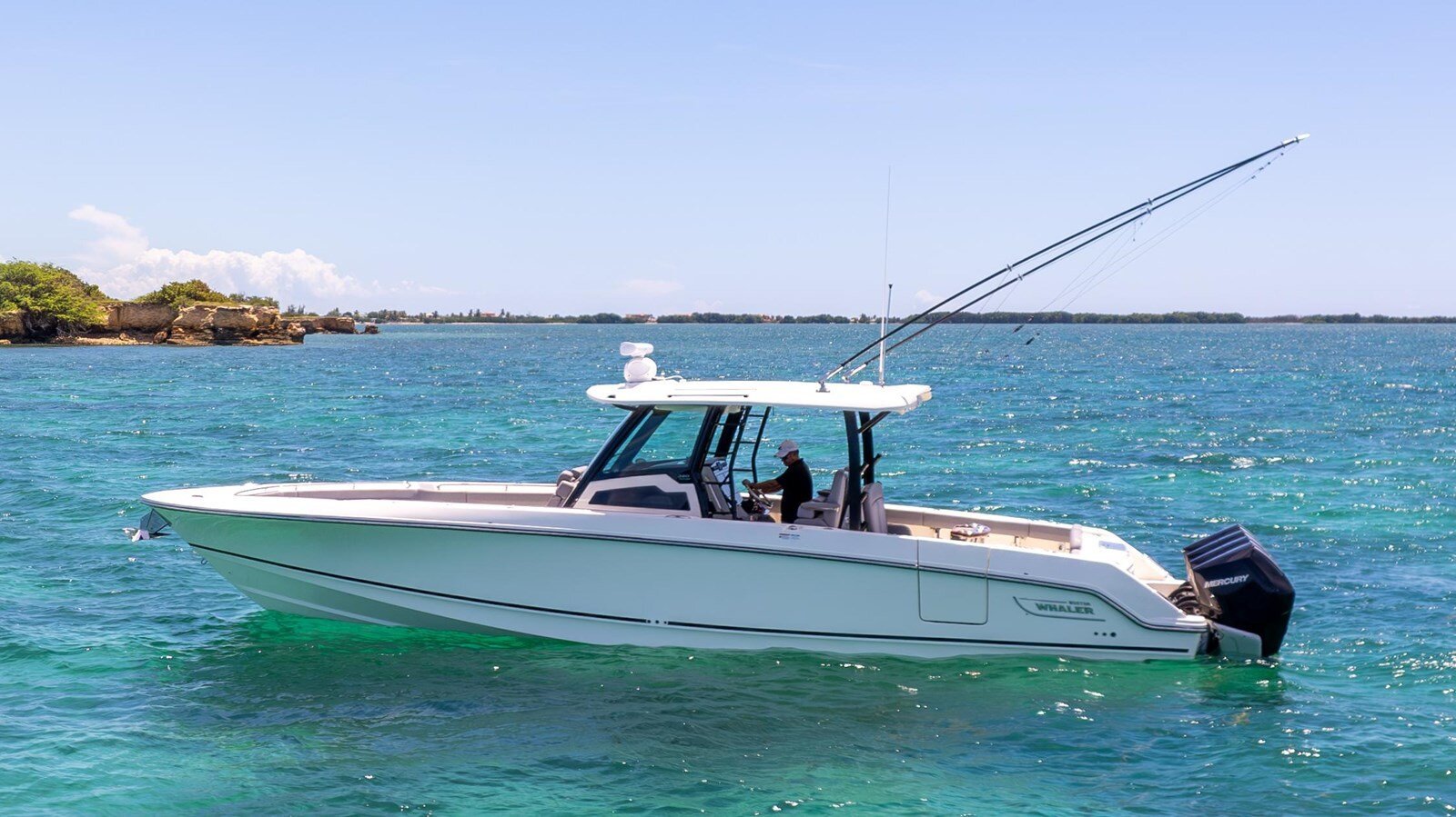 2023-boston-whaler-38-1dff2f