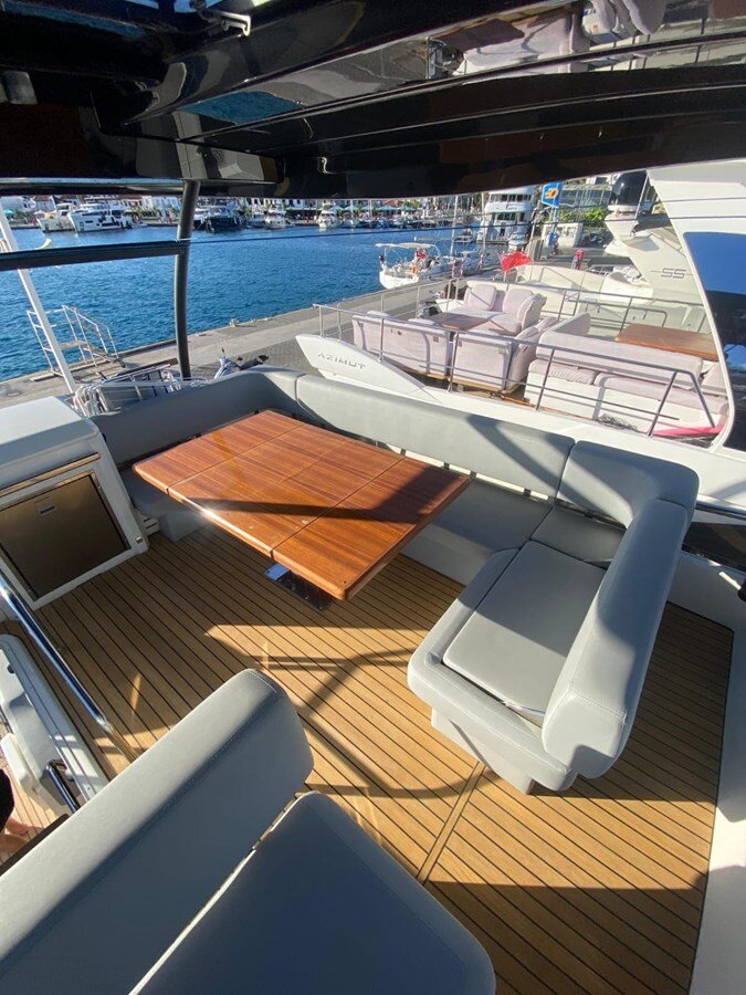 2023-cranchi-51-11-db9850