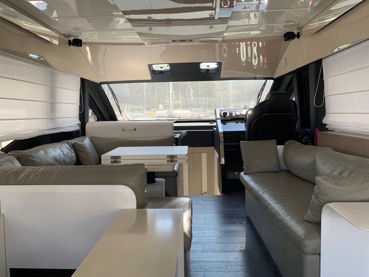 2023-cranchi-51-11-db9850