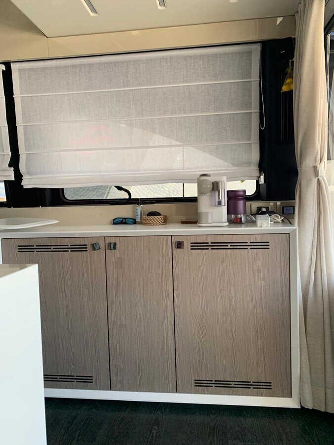 2023-cranchi-51-11-db9850