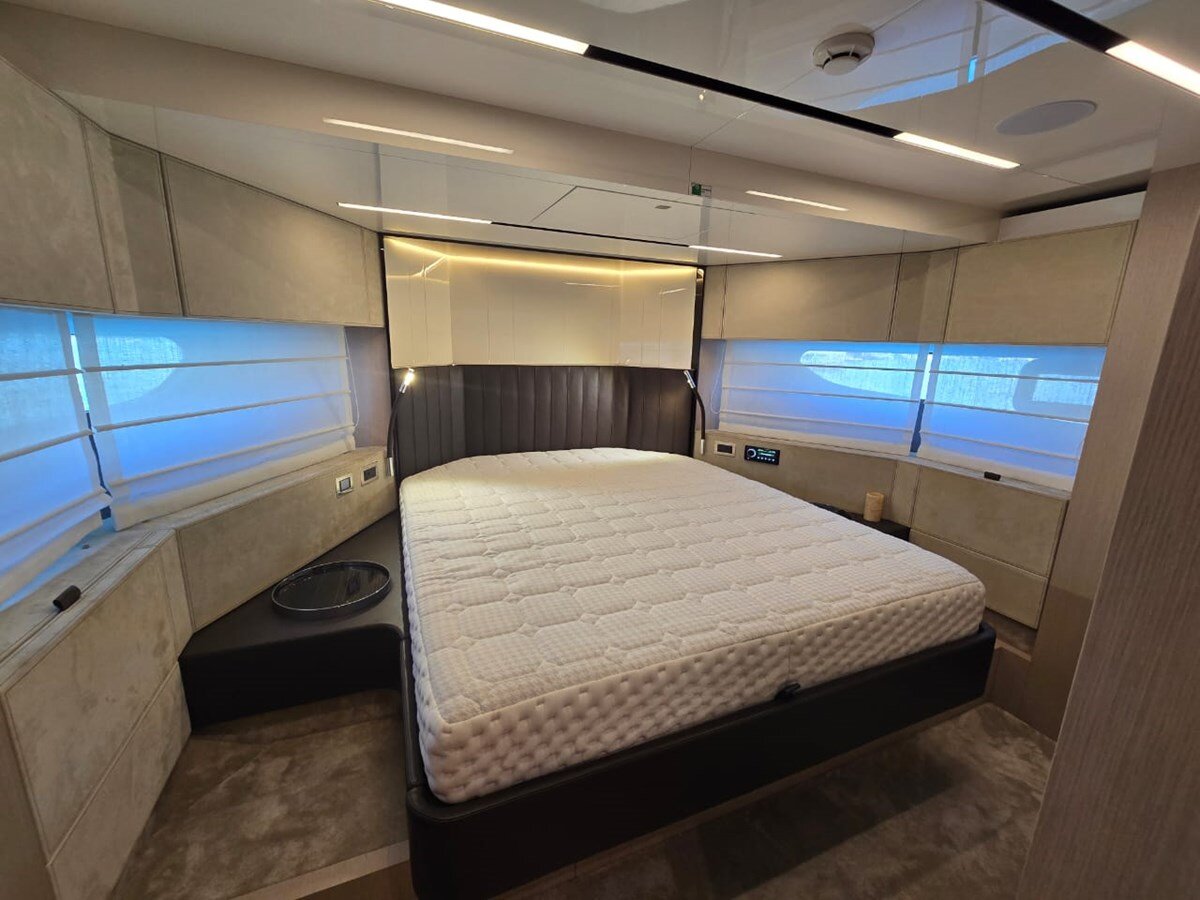 2023-cranchi-68-3-13a146