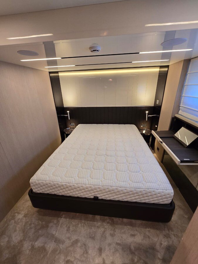 2023-cranchi-68-3-13a146