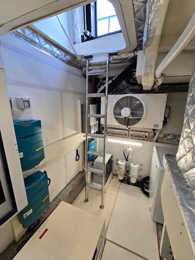 2023-cranchi-68-3-13a146