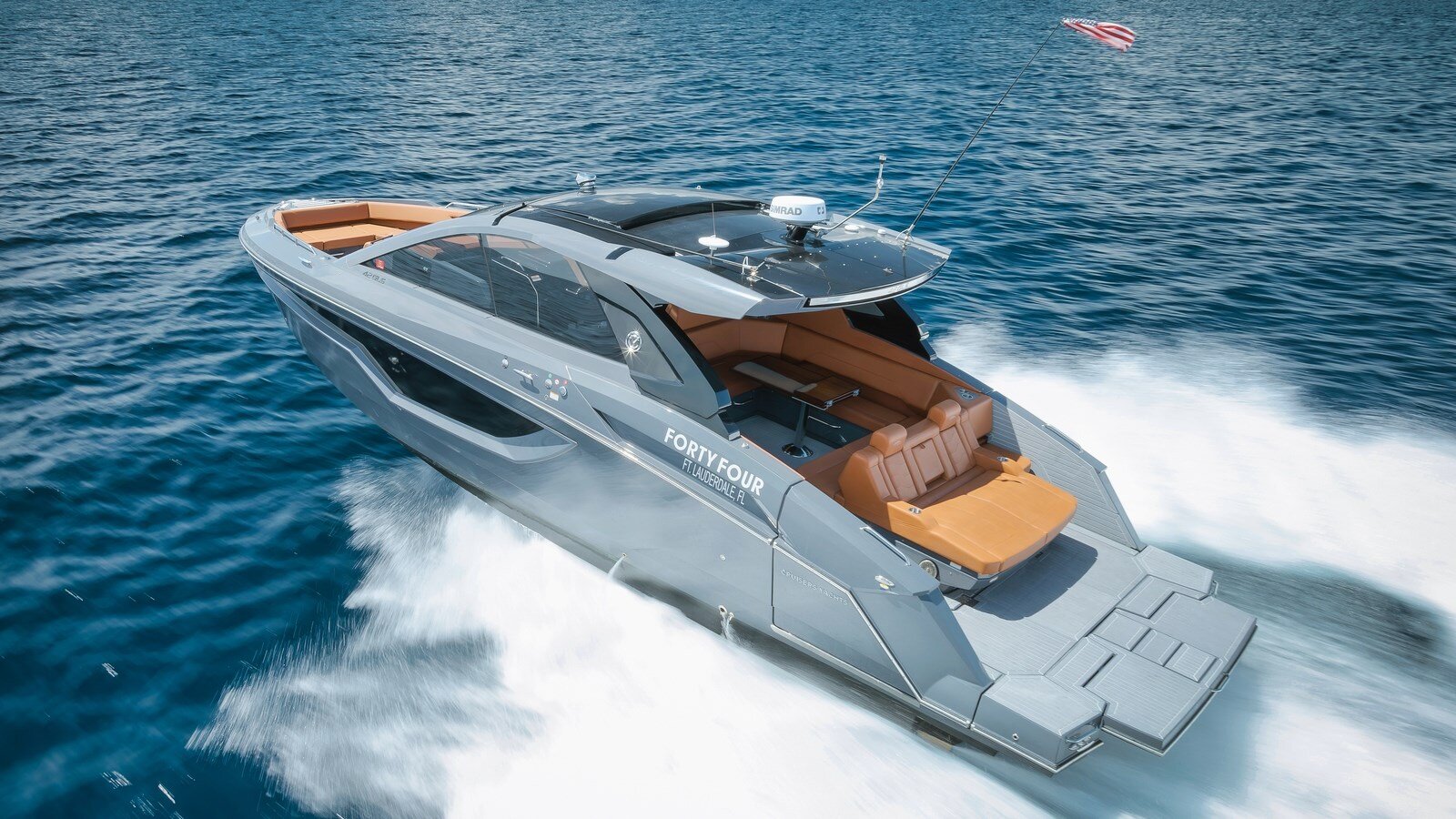 2023-cruisers-yachts-42-44624d