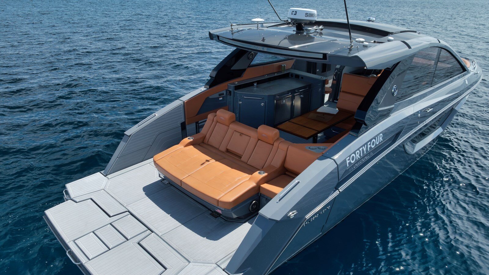 2023-cruisers-yachts-42-44624d