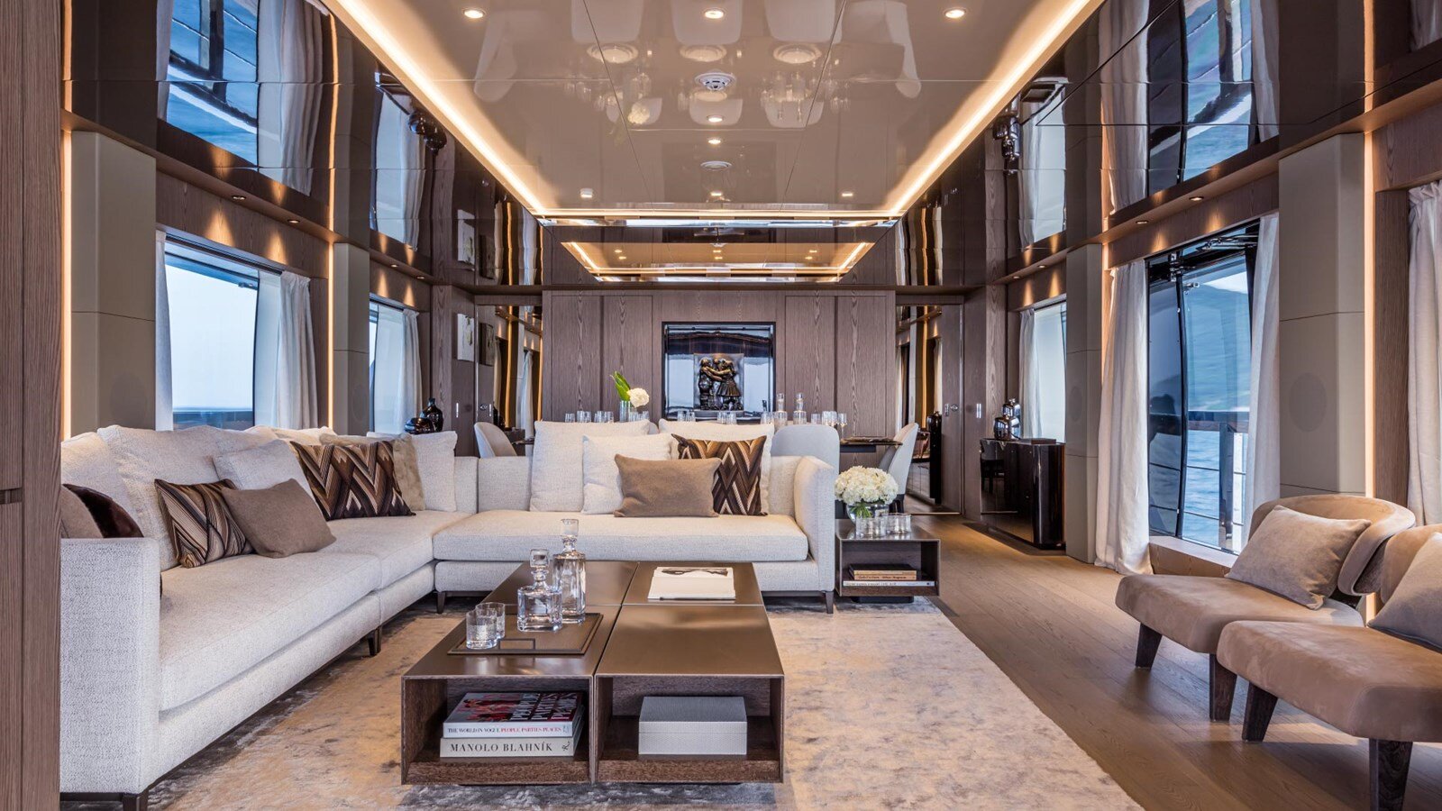 2023-customline-107-9-e8f025