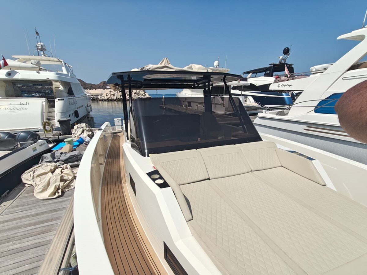 2023-de-antonio-yachts-42-bfc976