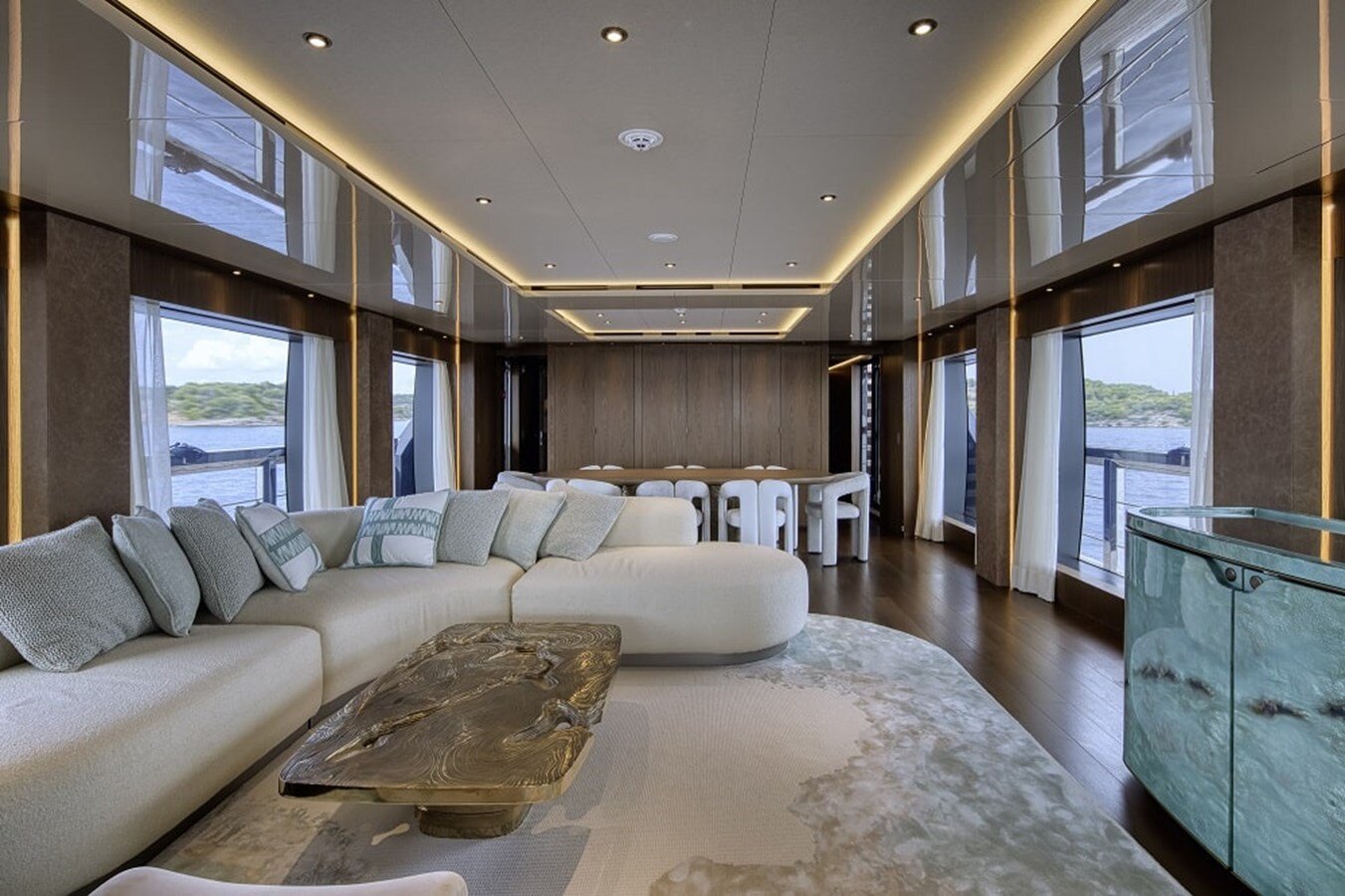 2023-ferretti-custom-line-107-9-7d00ae