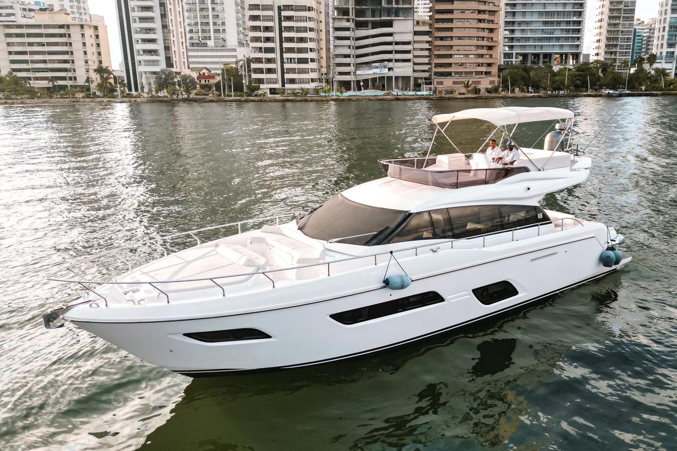 2023-ferretti-yachts-55-e6314a