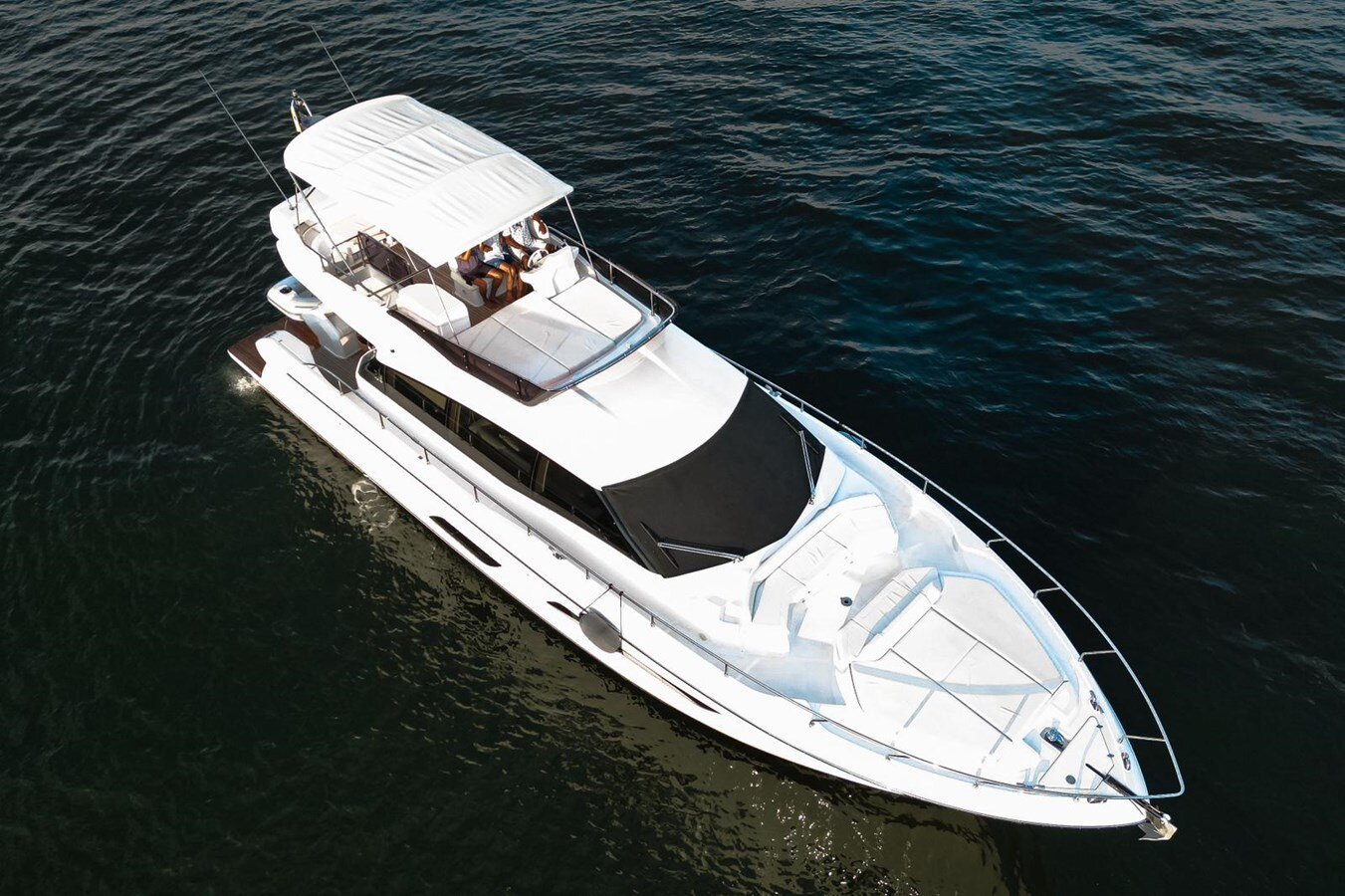 2023-ferretti-yachts-55-e6314a