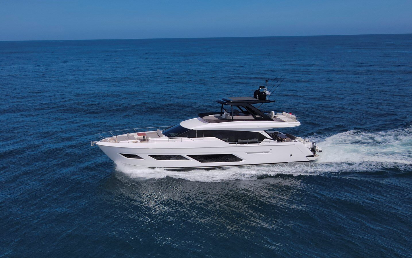 2023-ferretti-yachts-69-bf2c98