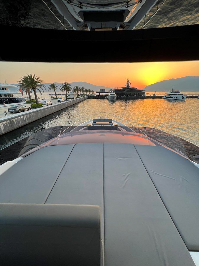 2023-ferretti-yachts-73-2-97dccc