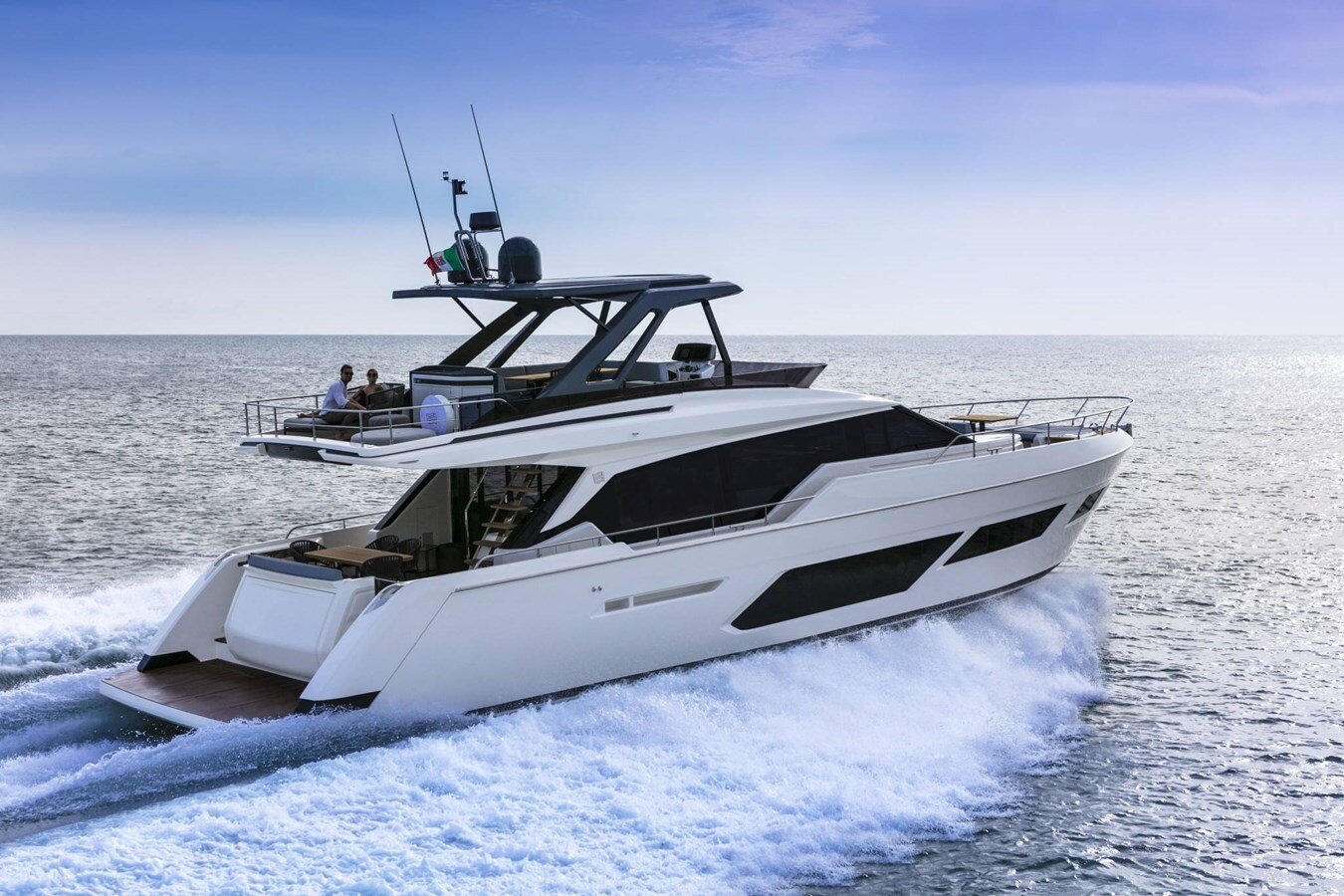 2023-ferretti-yachts-73-2-ce937e