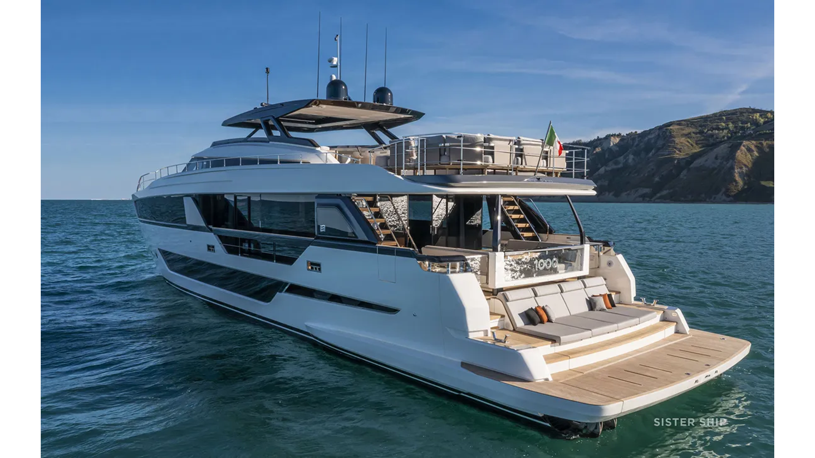 2023 FERRETTI YACHTS 98' 6