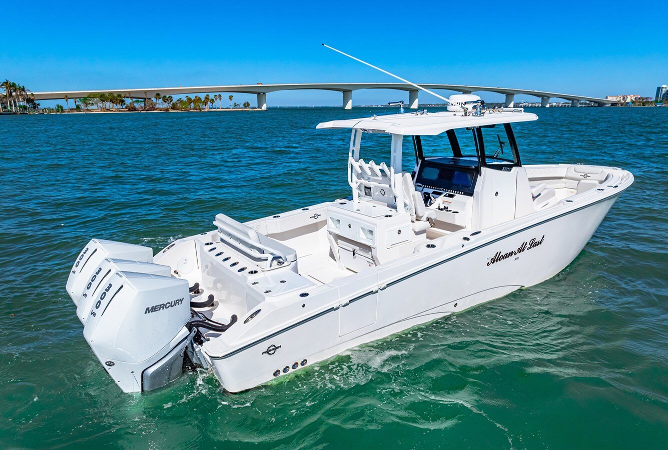 2023-fountain-32-cac4fe