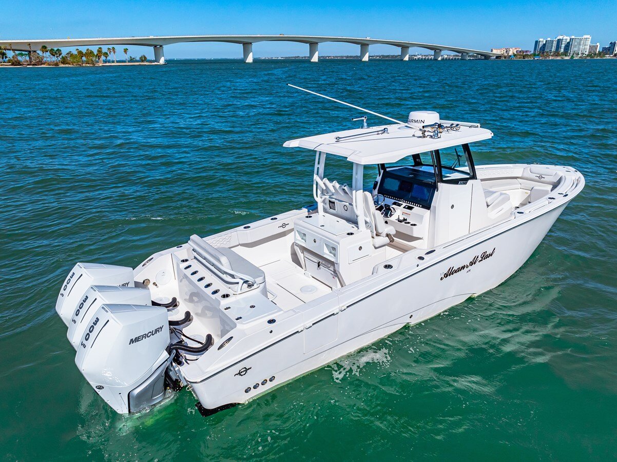 2023-fountain-32-cac4fe