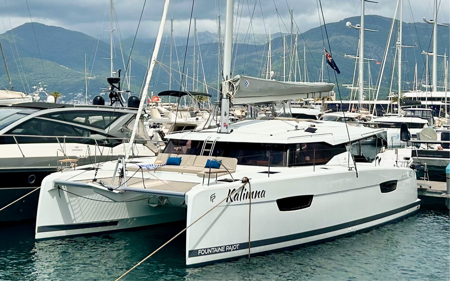 2023-fountaine-pajot-41-4-311e7b