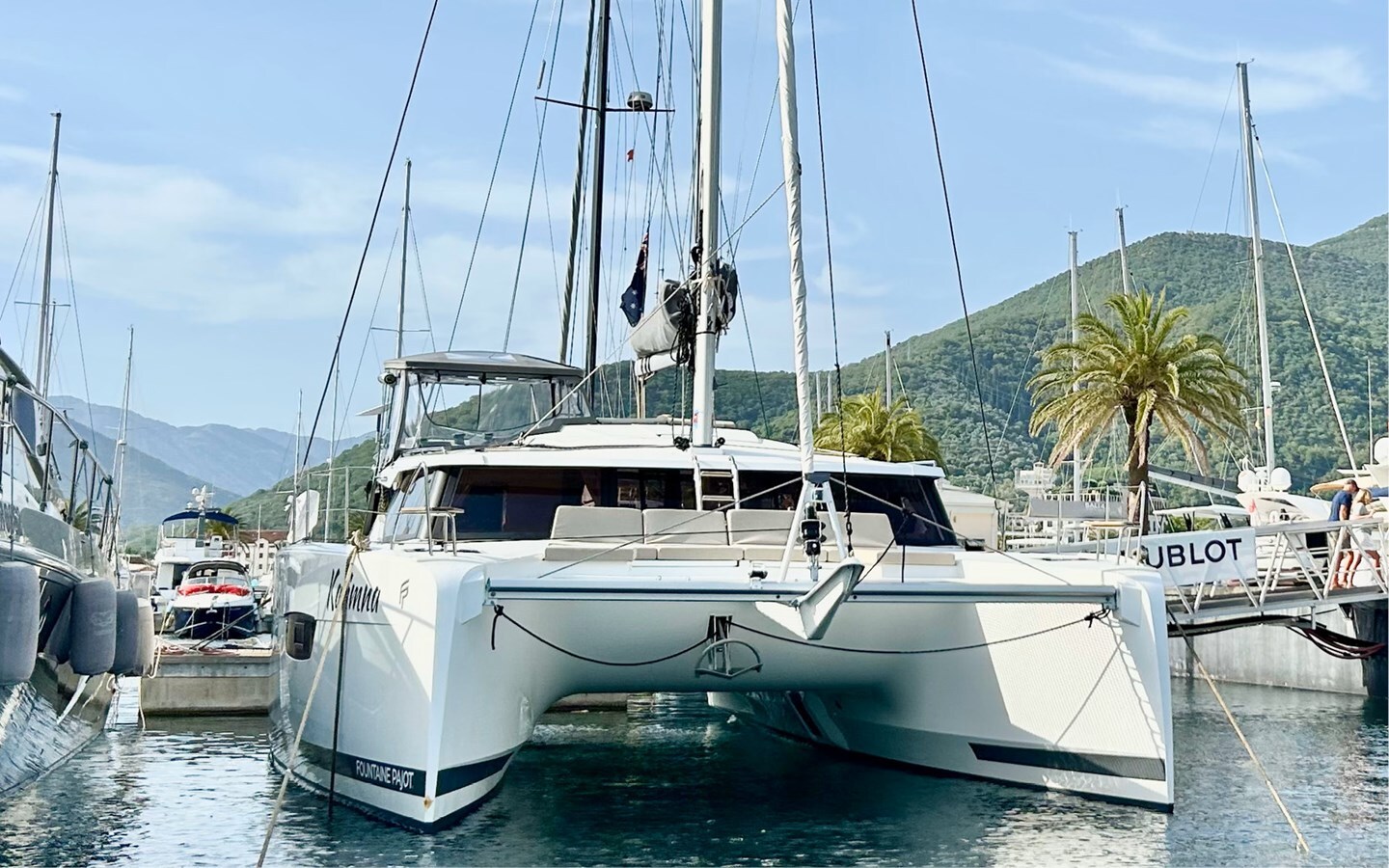 2023-fountaine-pajot-41-4-311e7b