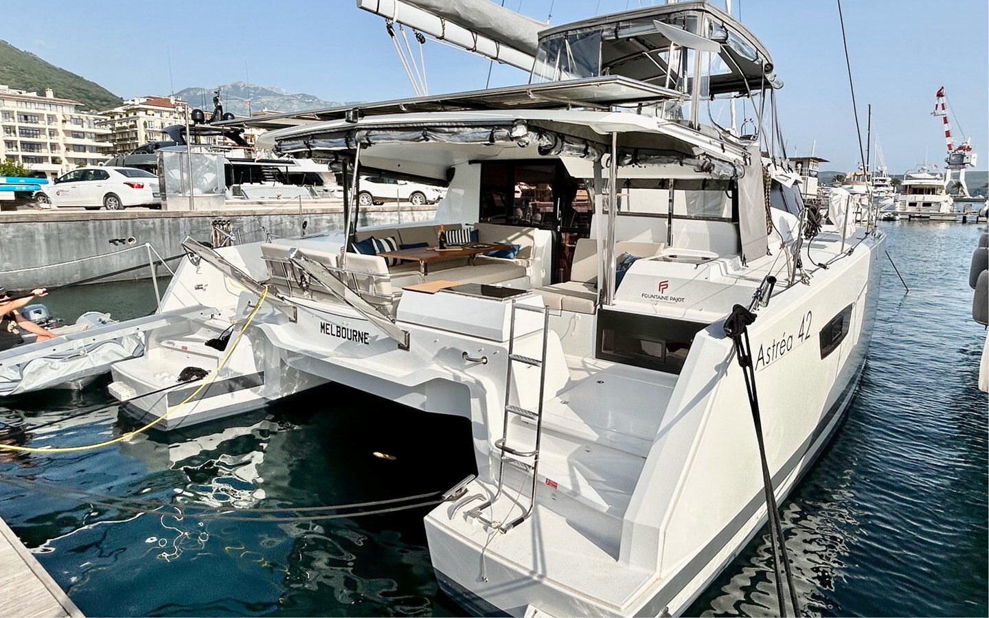 2023-fountaine-pajot-41-4-311e7b