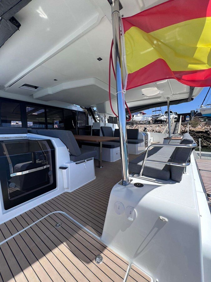 2023 FOUNTAINE PAJOT 51'