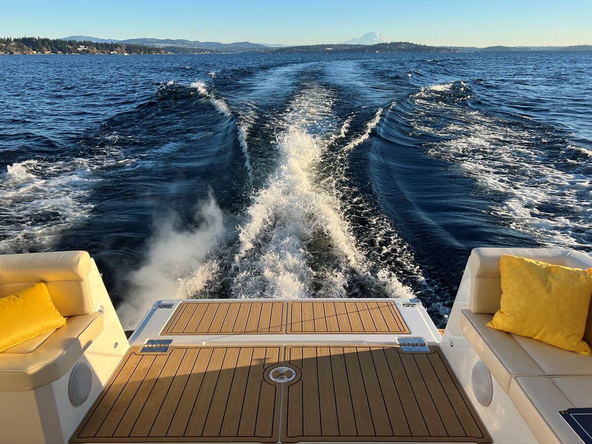 2023-greenline-39-3b6ce7