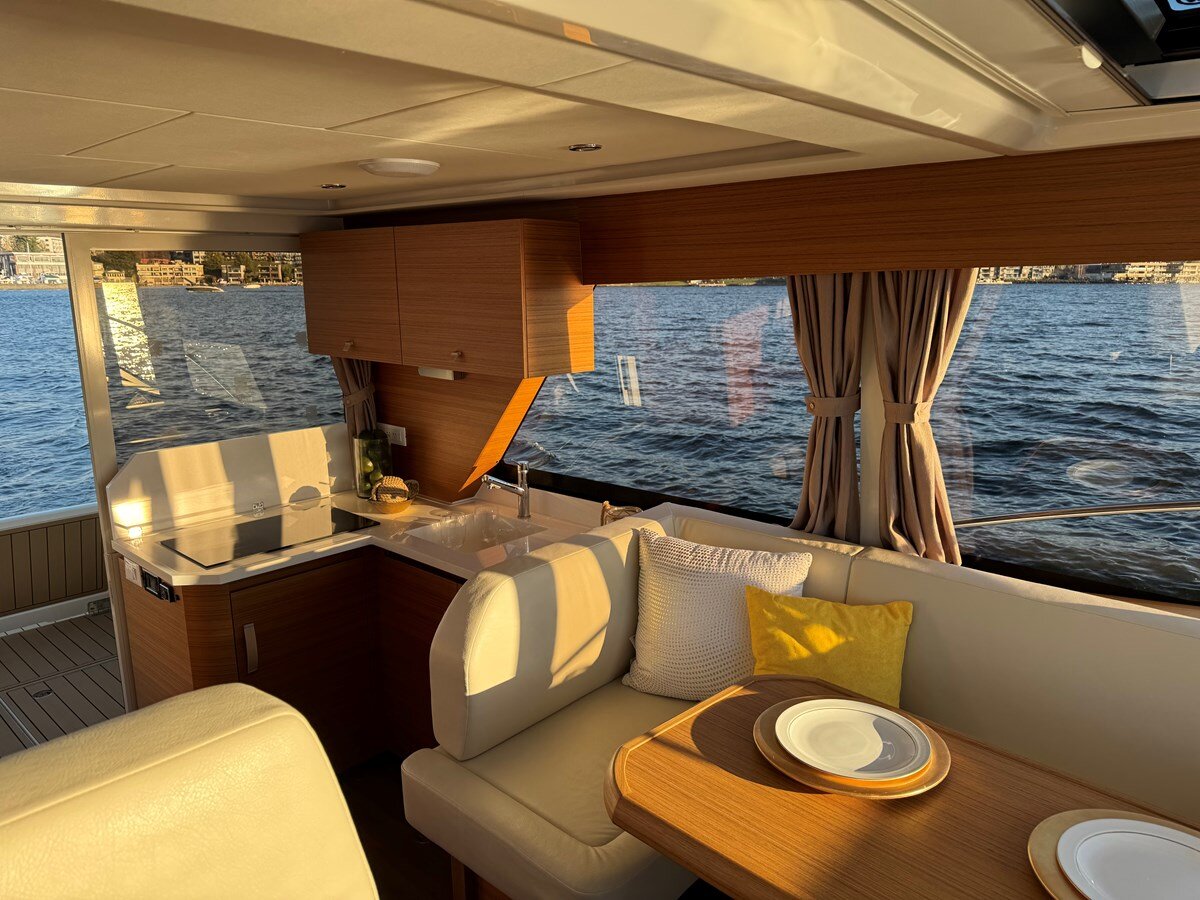 2023-greenline-39-3b6ce7