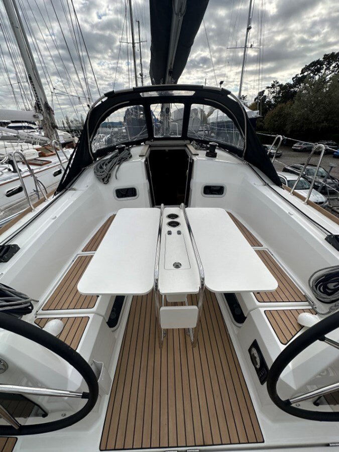 2023-jeanneau-33-11-8a4e0c