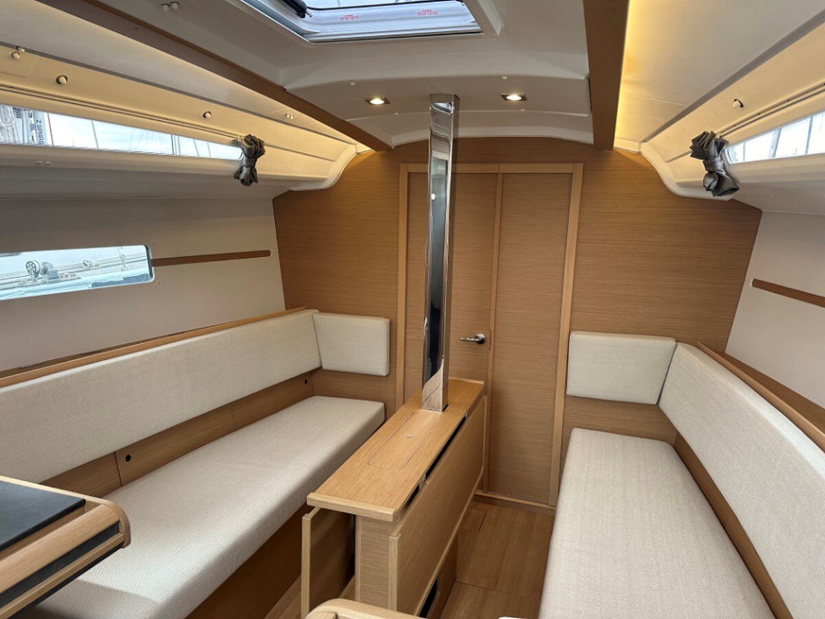2023-jeanneau-33-11-8a4e0c