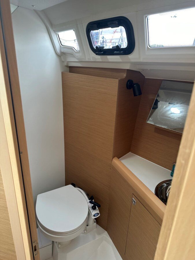 2023-jeanneau-33-11-8a4e0c