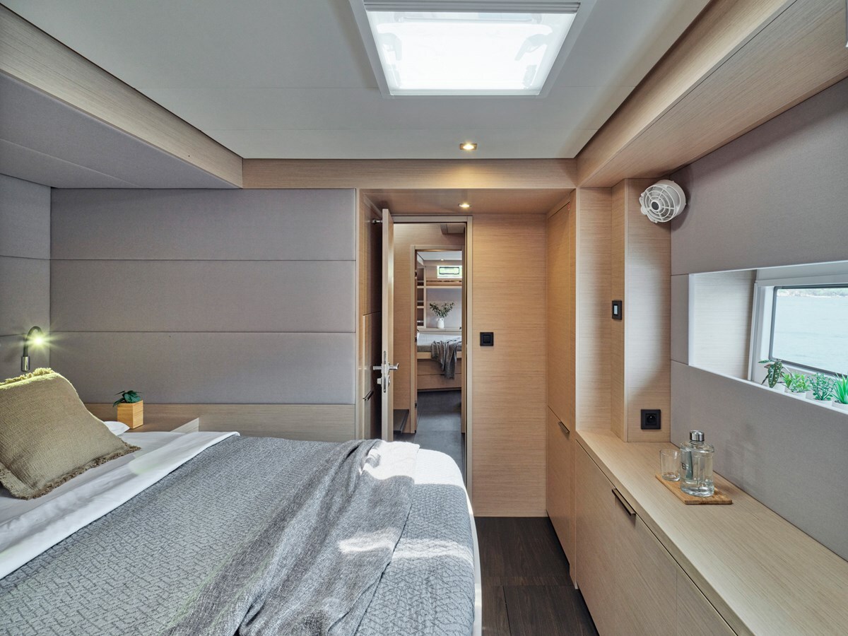2023 LAGOON 54' 4